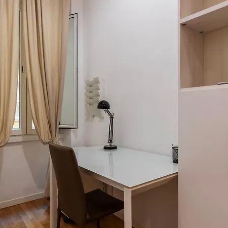 Piazza Bologna Sweet Apartman *