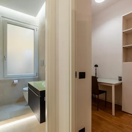 Piazza Bologna Sweet Apartman *